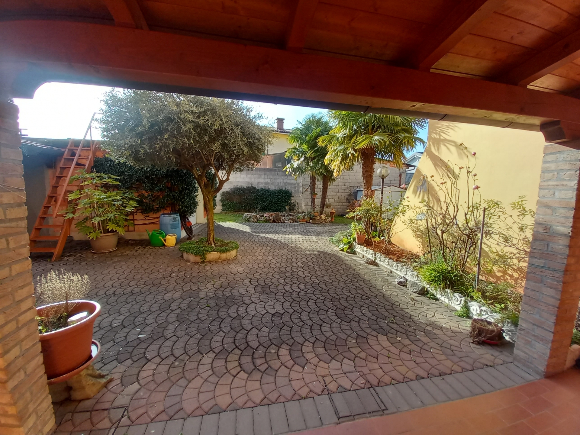 IN CENTRO  - Slideshow 2