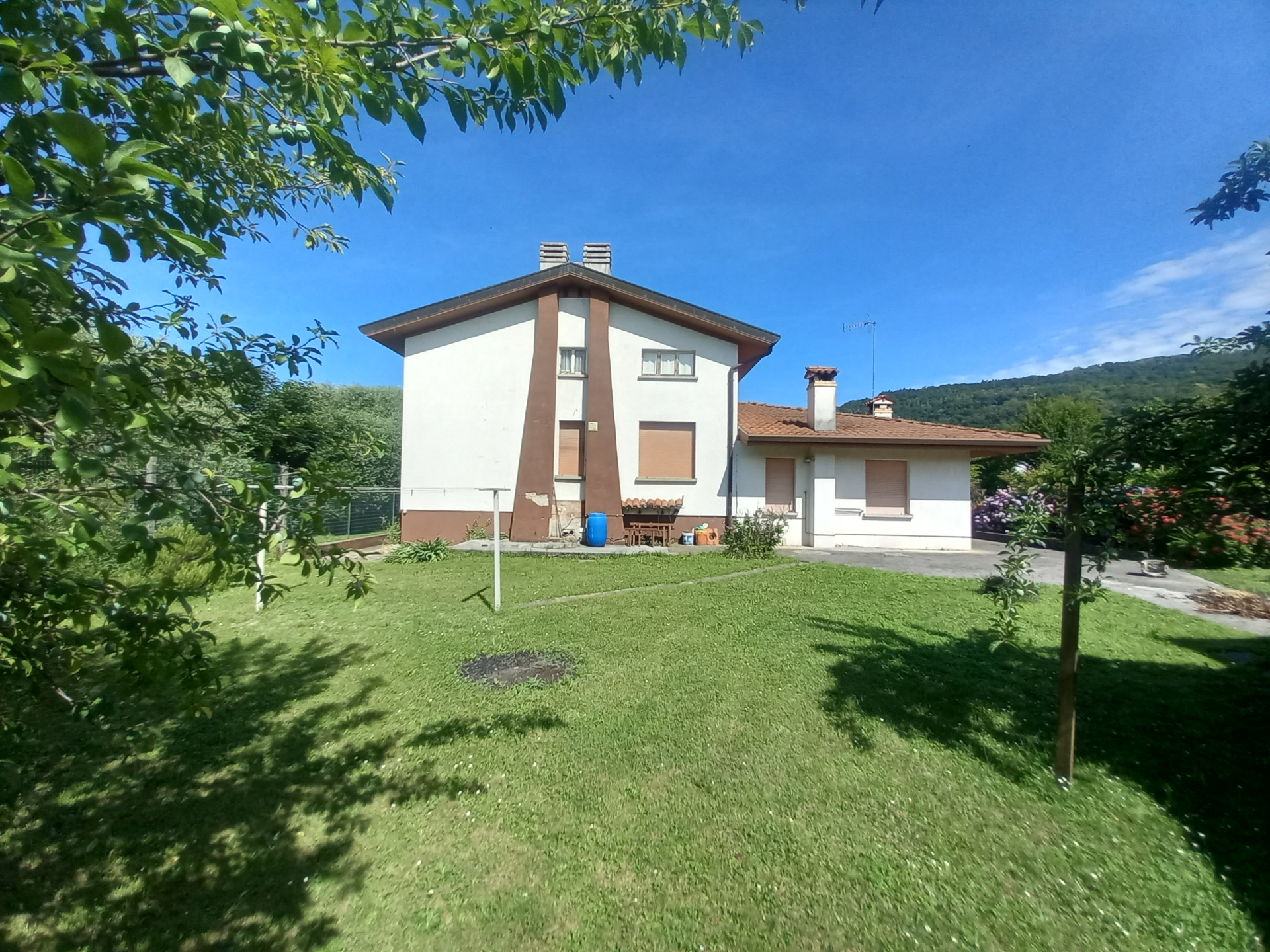 VILLA INDIPENDENTE CON DEPENDANCE E GIARDINO - Slideshow 11