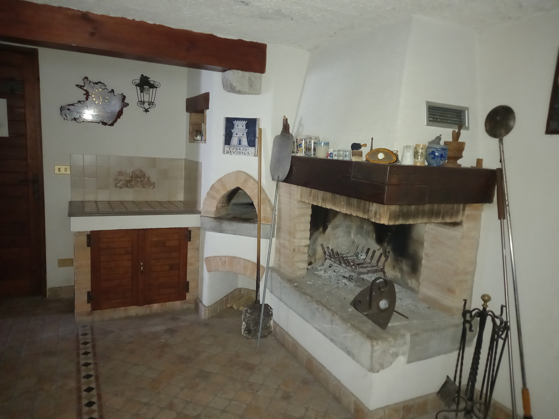 VILLA INDIPENDENTE CON DEPENDANCE E GIARDINO - Slideshow 10