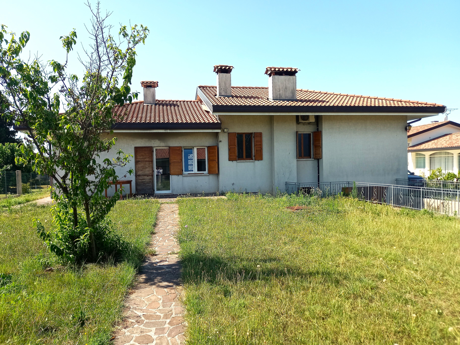 VILLA INDIPENDENTE CON GIARDINO - Slideshow 2